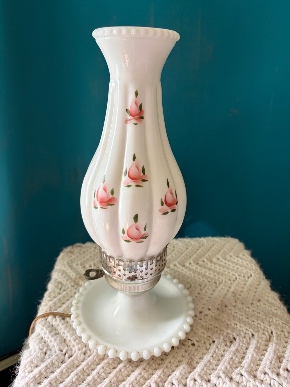 Milk Glass Pink Rose Accent Lamp - White and Pink Home Accent